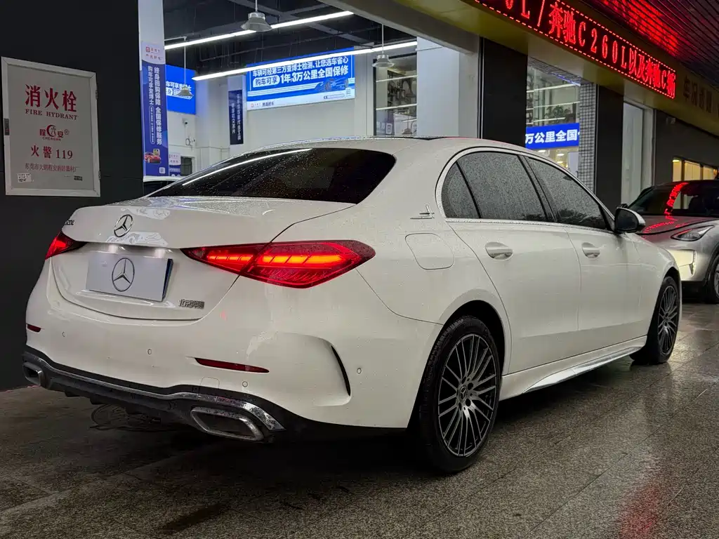 Mercedes-Benz C-Class — миниатюра 9