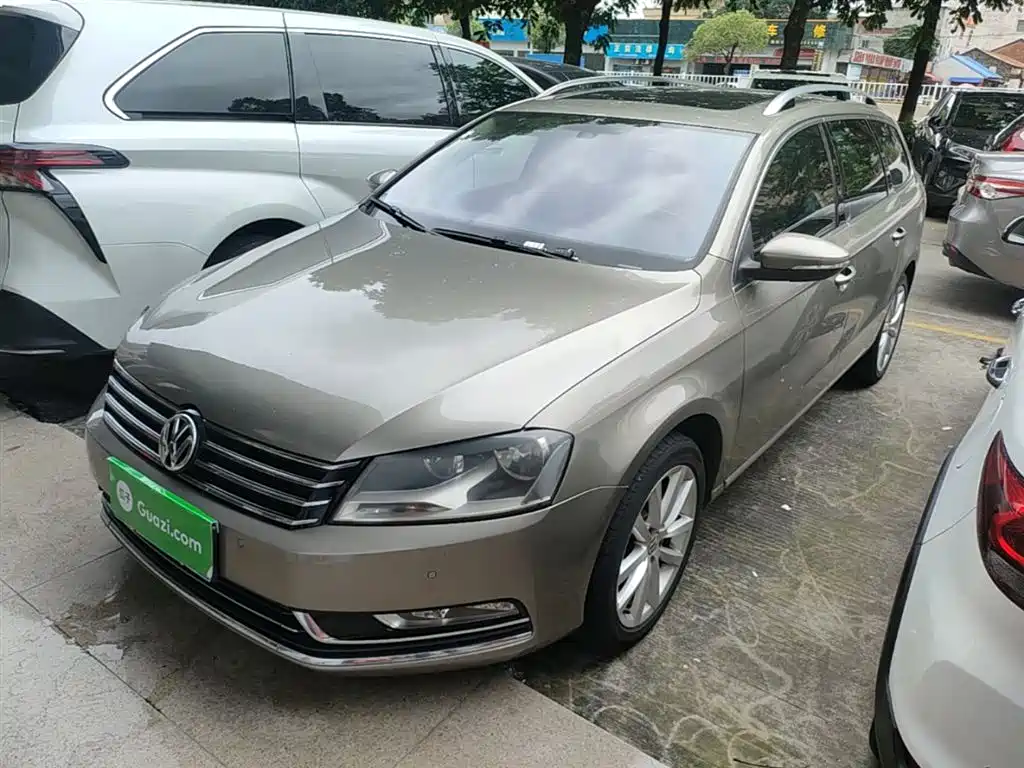 Volkswagen Magotan (Import) 2014