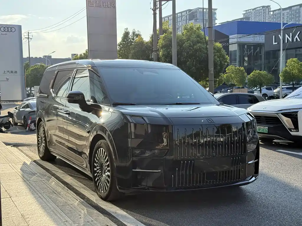 ZEEKR EXTREME KRYPTON 009