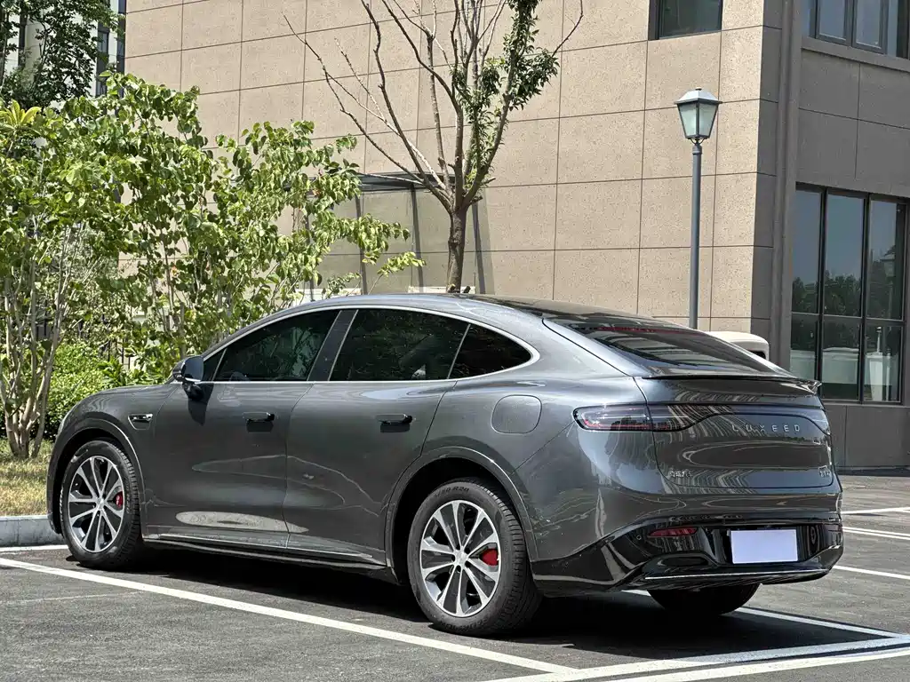 Luxeed R7 2024 736km UItra