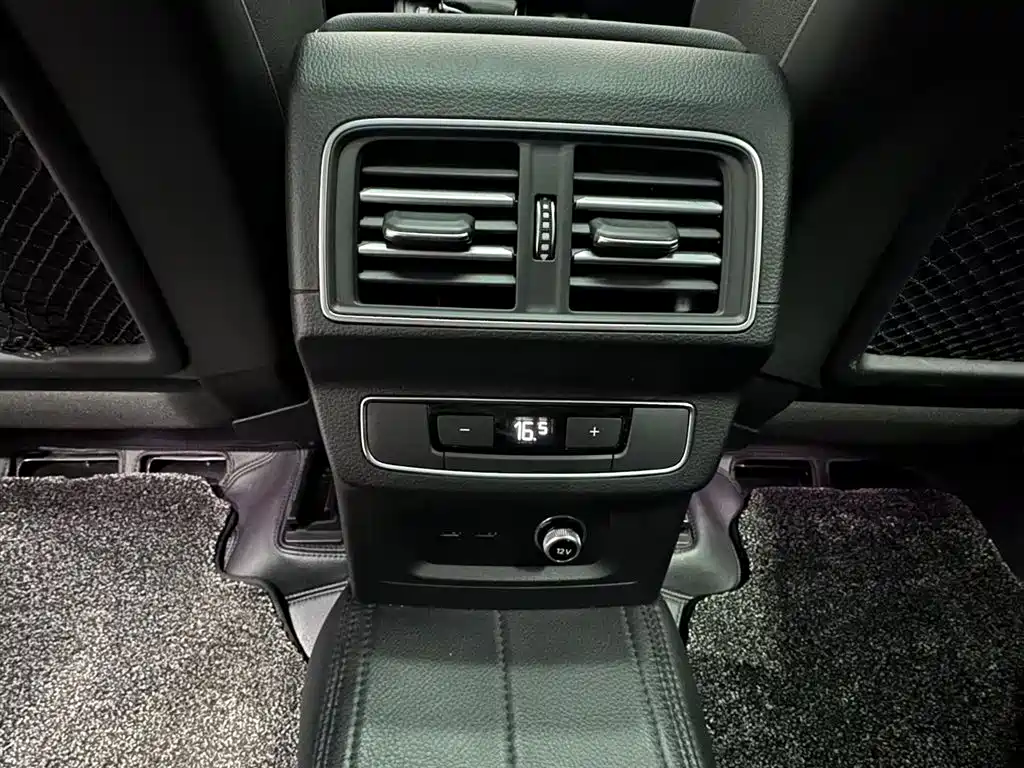 Audi Q5L 2024 40 TFSI Luxury