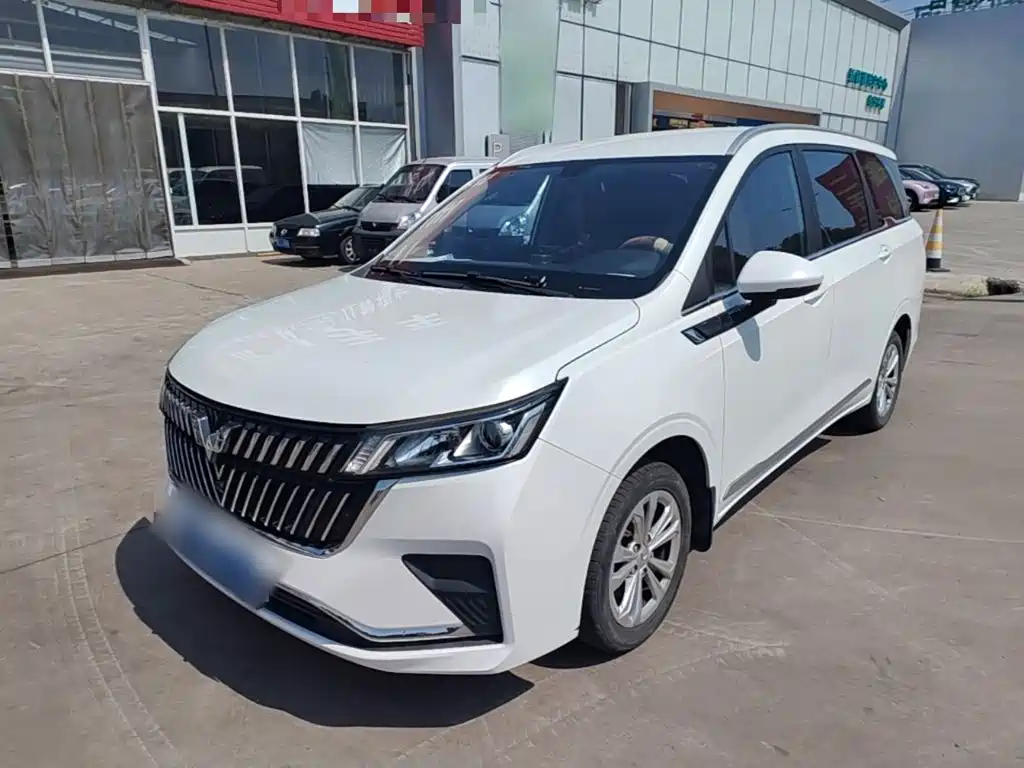 Wuling Jiachen 2022 1.5L MT Enjoy Comfort