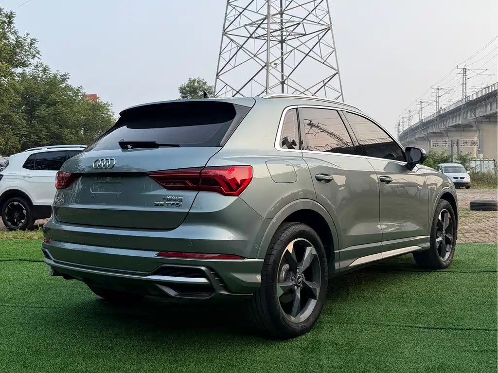 Audi Q3 2022 35 TFSI Fashion