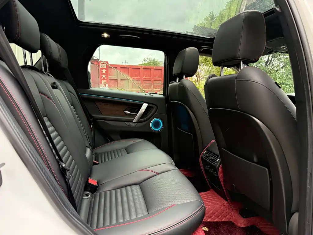 Land Rover Discovery Sport — миниатюра 11