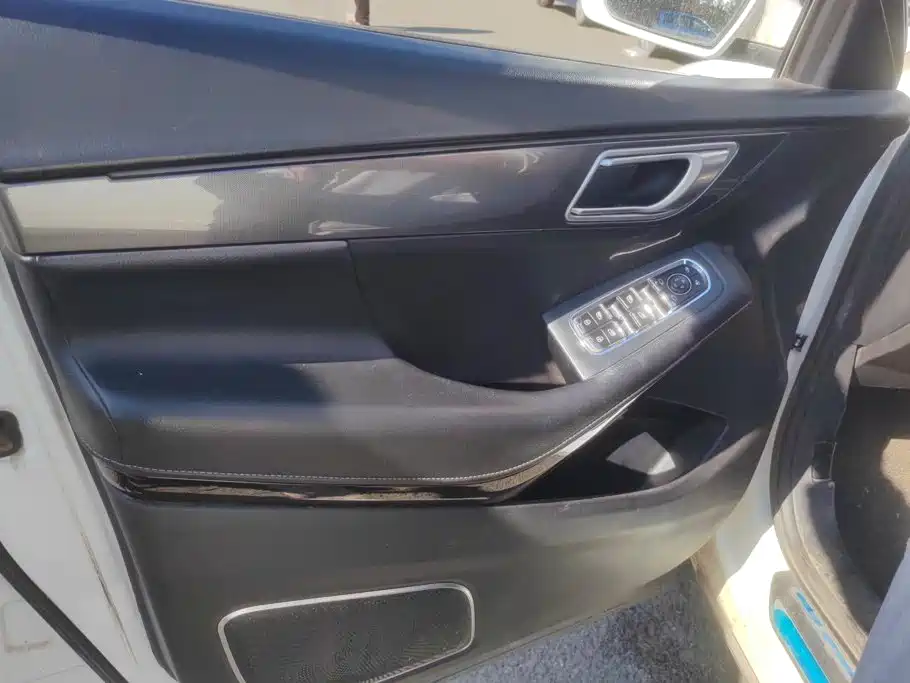 Zotye Zotye SR7 — миниатюра 7