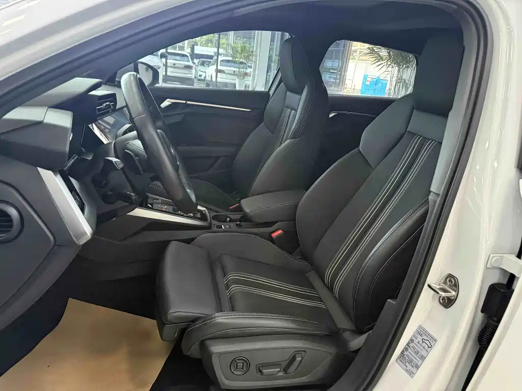 Audi A3 2022 Sportback 35 TFSI Fashion Sport