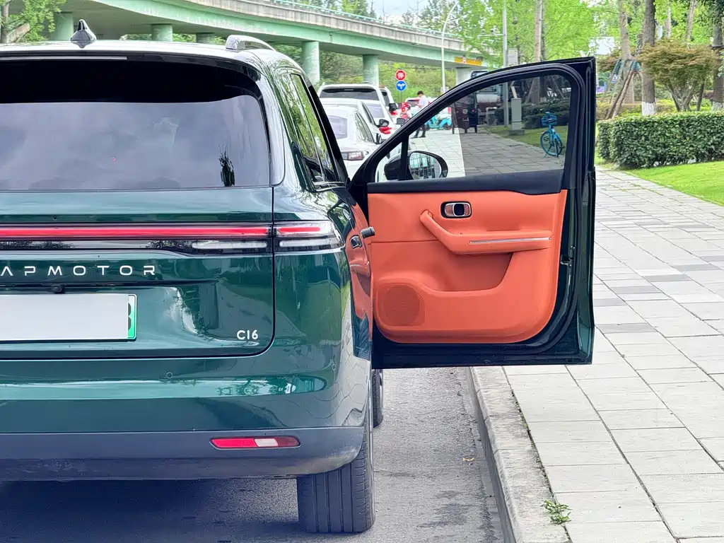 Leapmotor C16 2026 280 6 мест