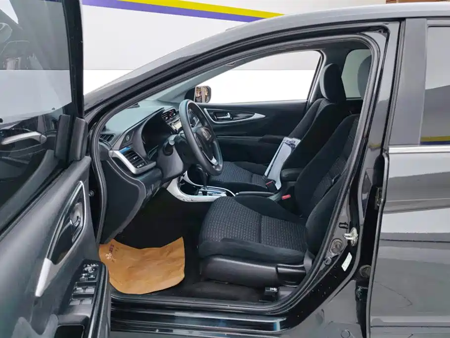 Honda Crider 2015 1.8L AT Comfort