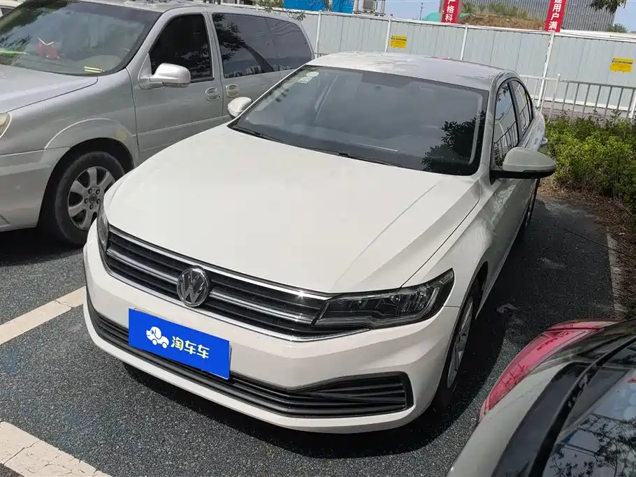 Volkswagen Bora 2021