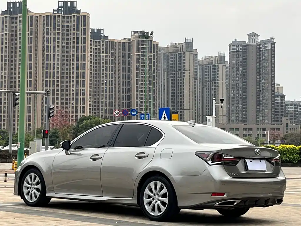 LEXUS GS
