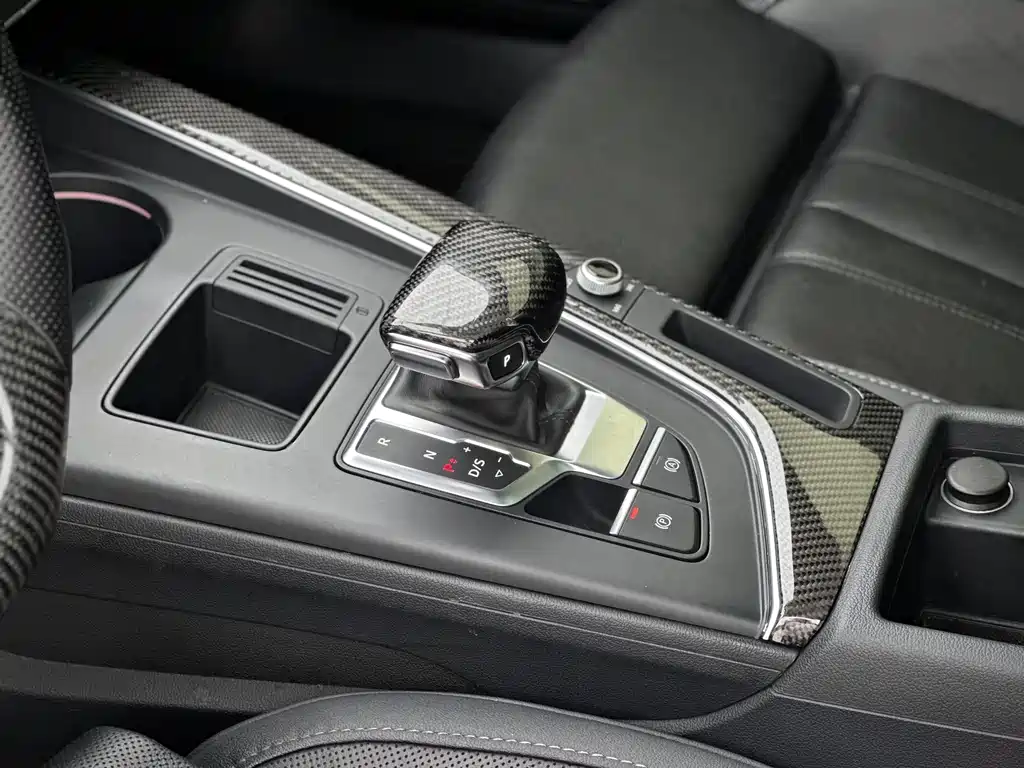 Audi A4L 2020 40 TFSI Luxury