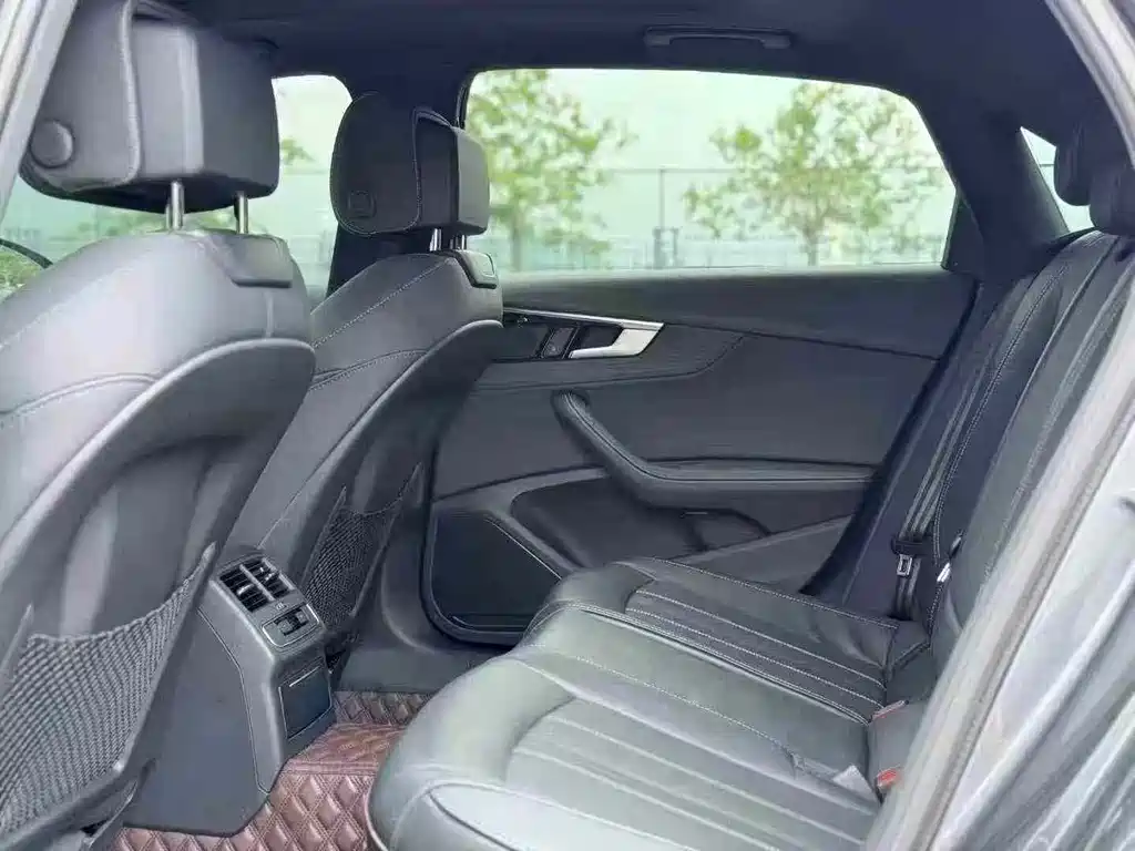 Audi A4L — миниатюра 6