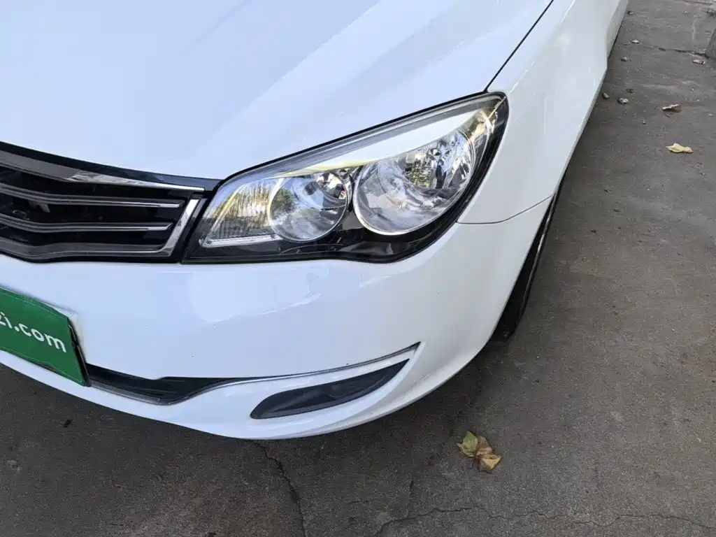 Roewe 350 — миниатюра 24