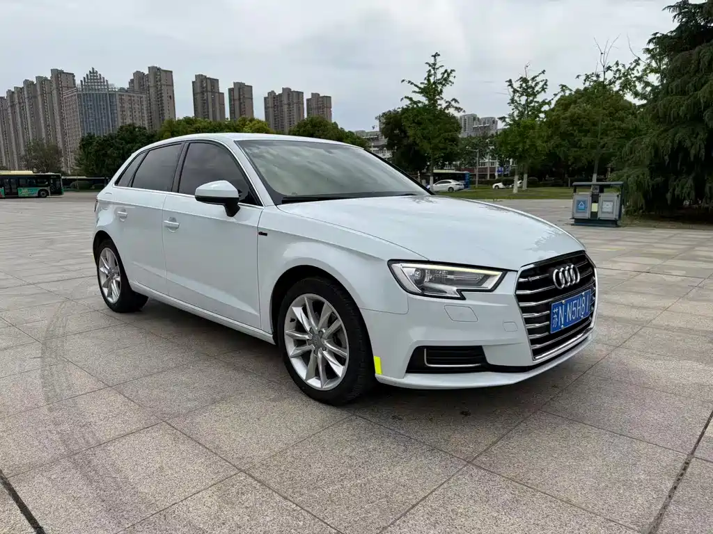 Купить Audi A3