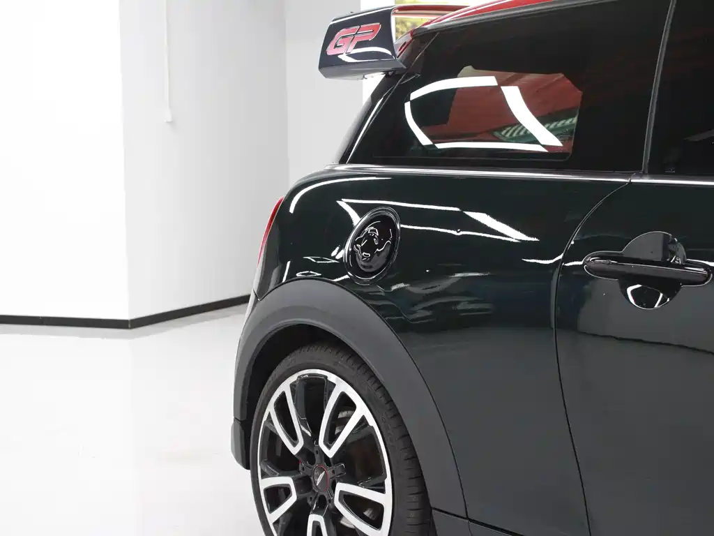 MINI JCW
