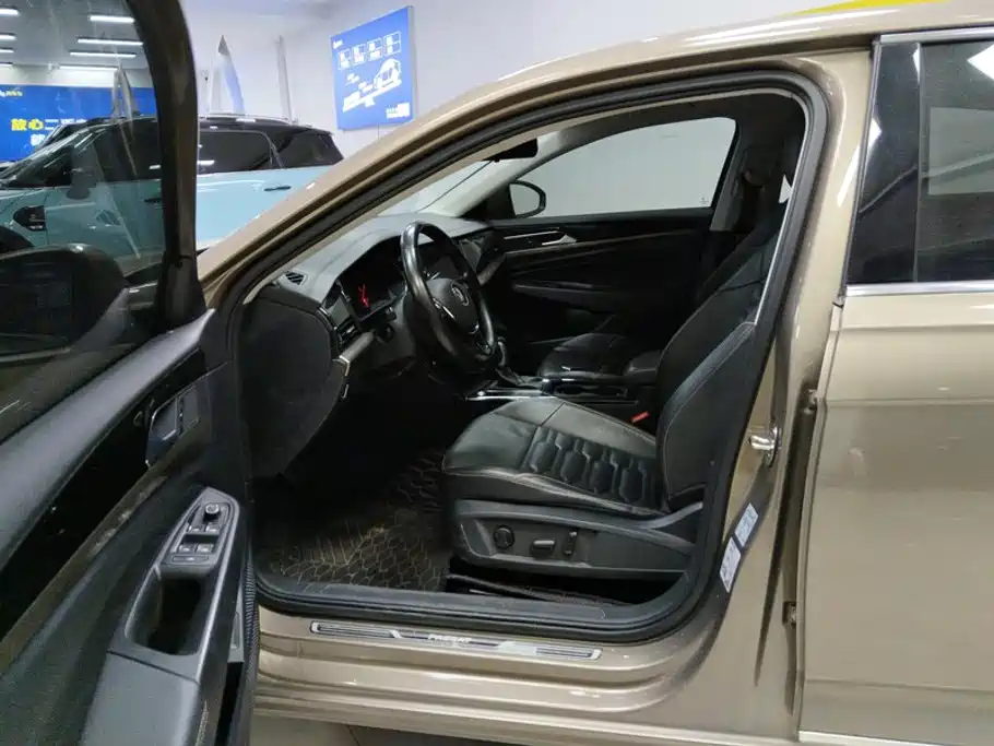 Volkswagen Passat — миниатюра 9
