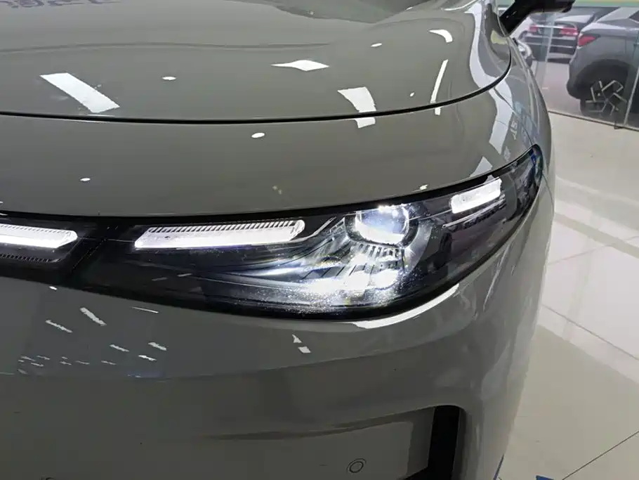 Leapmotor Leapmotor C10 — миниатюра 5