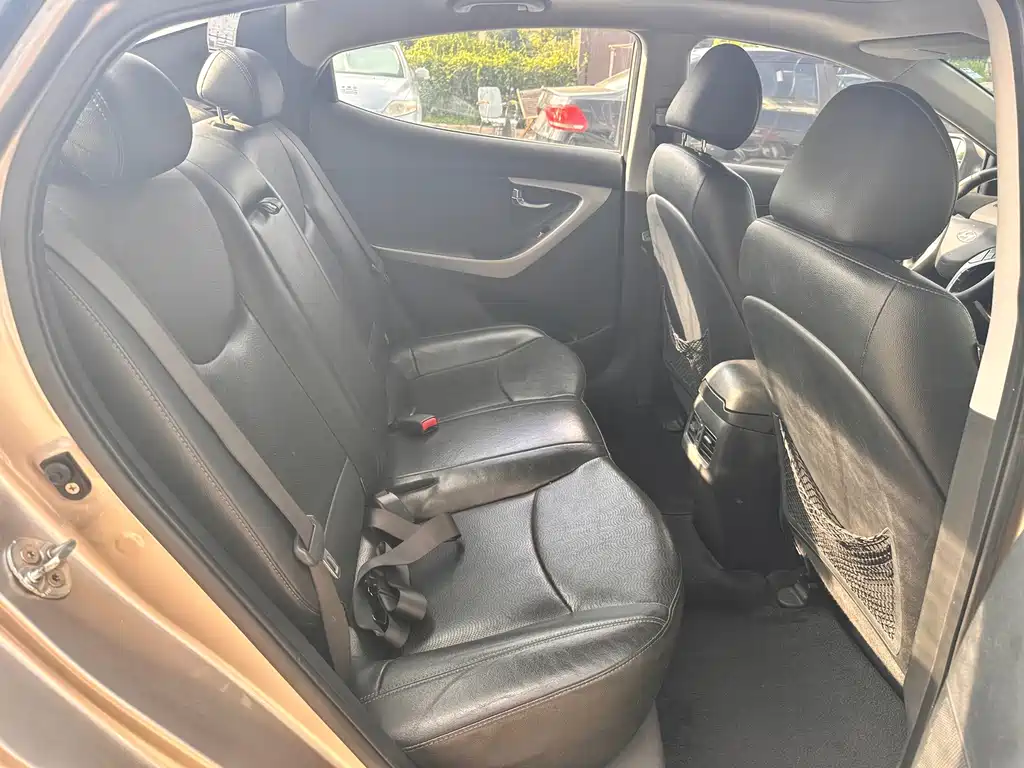Hyundai Elantra Langdong 1.6L Auto Premium Type, фото 8