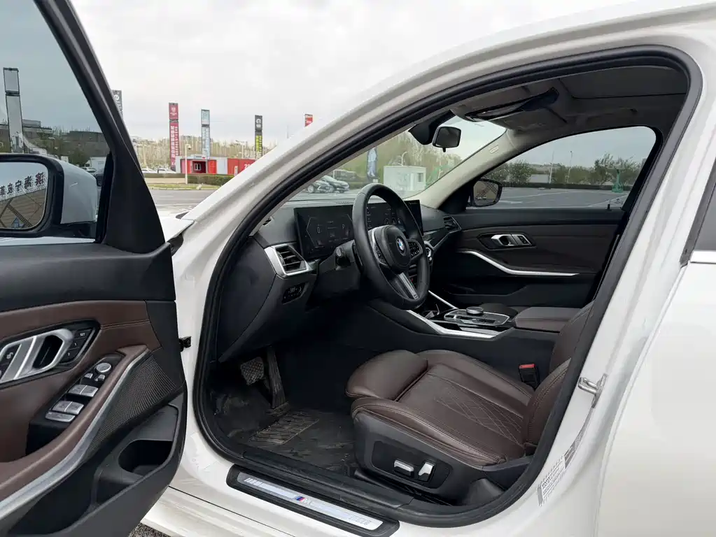 BMW 3 Series 3 2023 320Li M Sport