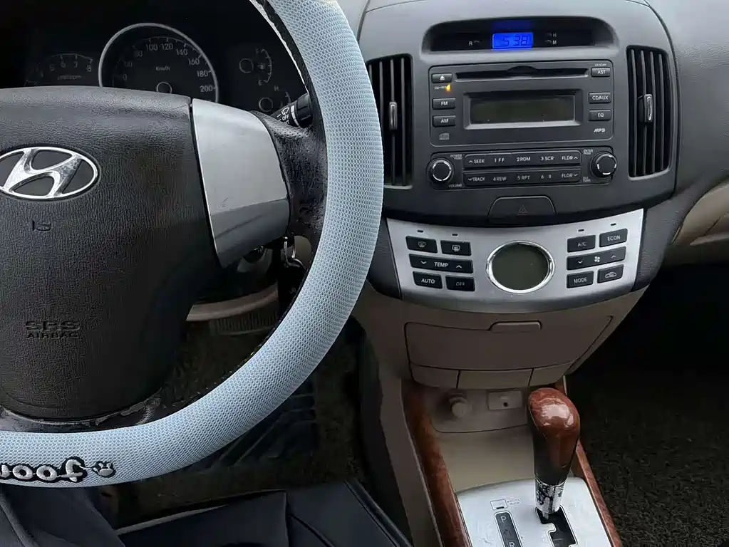 Hyundai Elantra 2010 1.6L AT GL