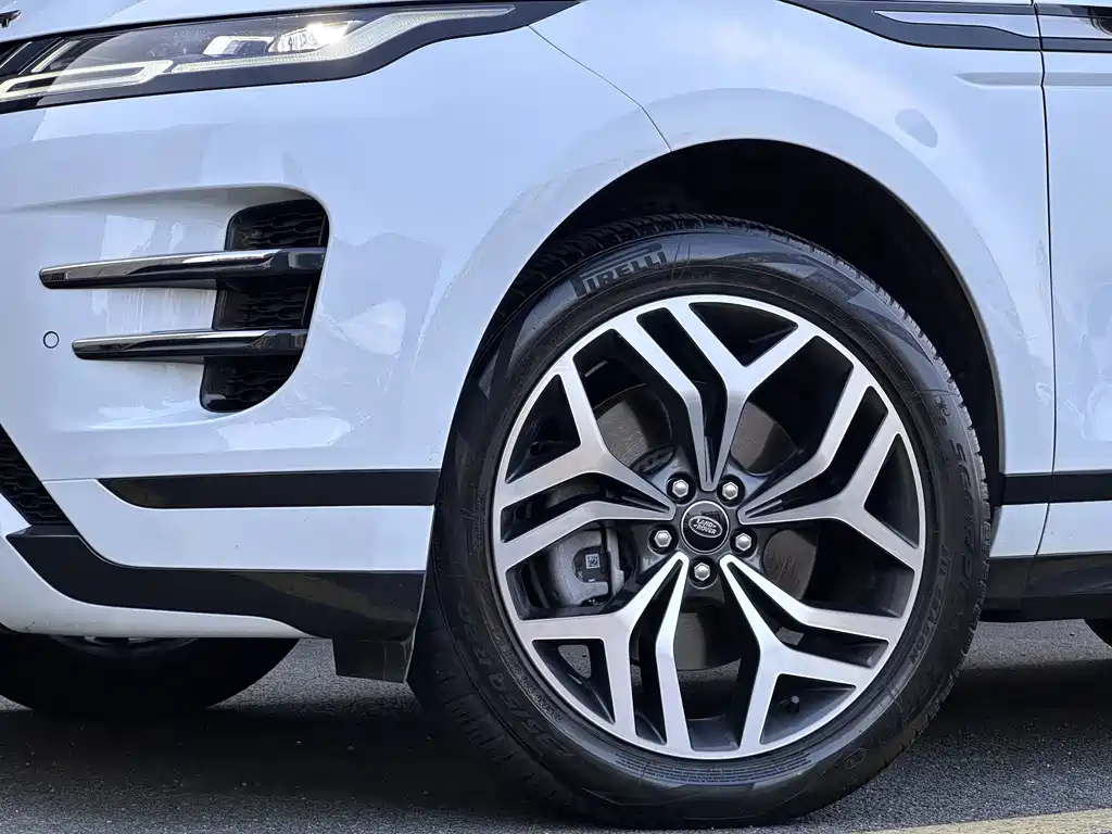 Land Rover Evoque PHEV — миниатюра 15