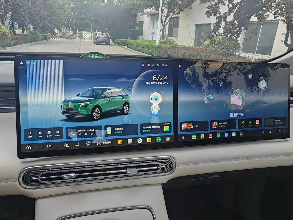Hongqi HS6 PHEV 240 Smart Hybrid Edition, фото 23