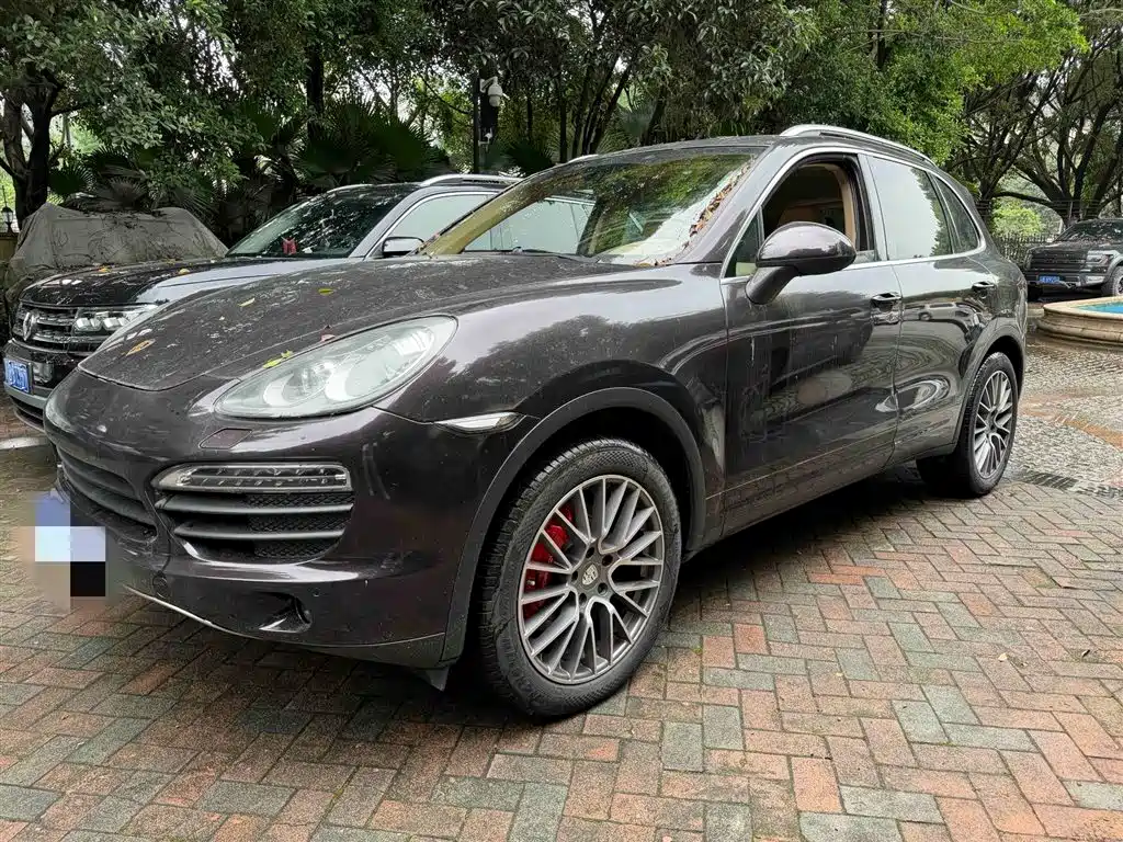 Porsche Cayenne 2011