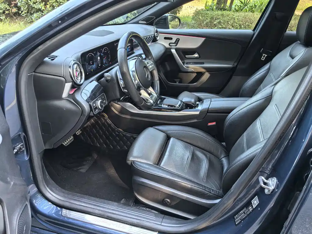 Mercedes-Benz A-Class AMG AMG A 35 L 4MATIC First Type Special Edition, фото 7