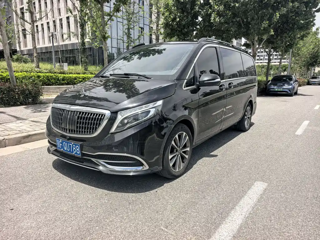Mercedes-Benz V-Class 2022