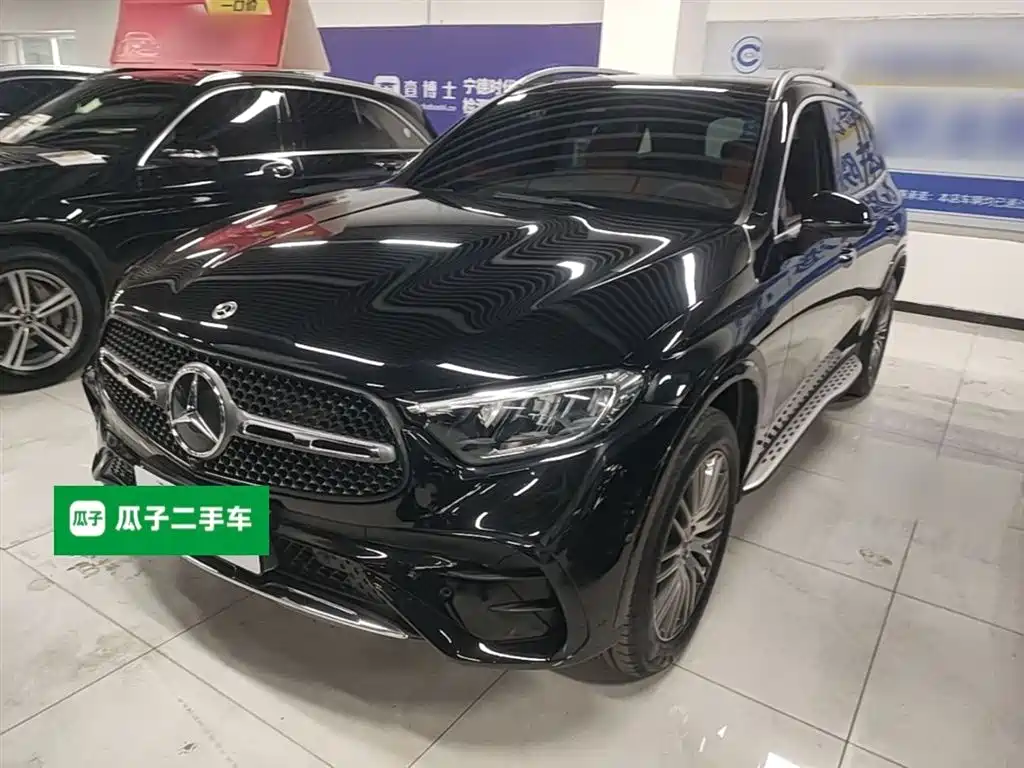 Mercedes-Benz GLC 2025
