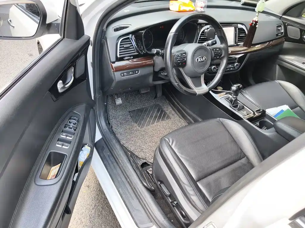 Kia K4 — миниатюра 17