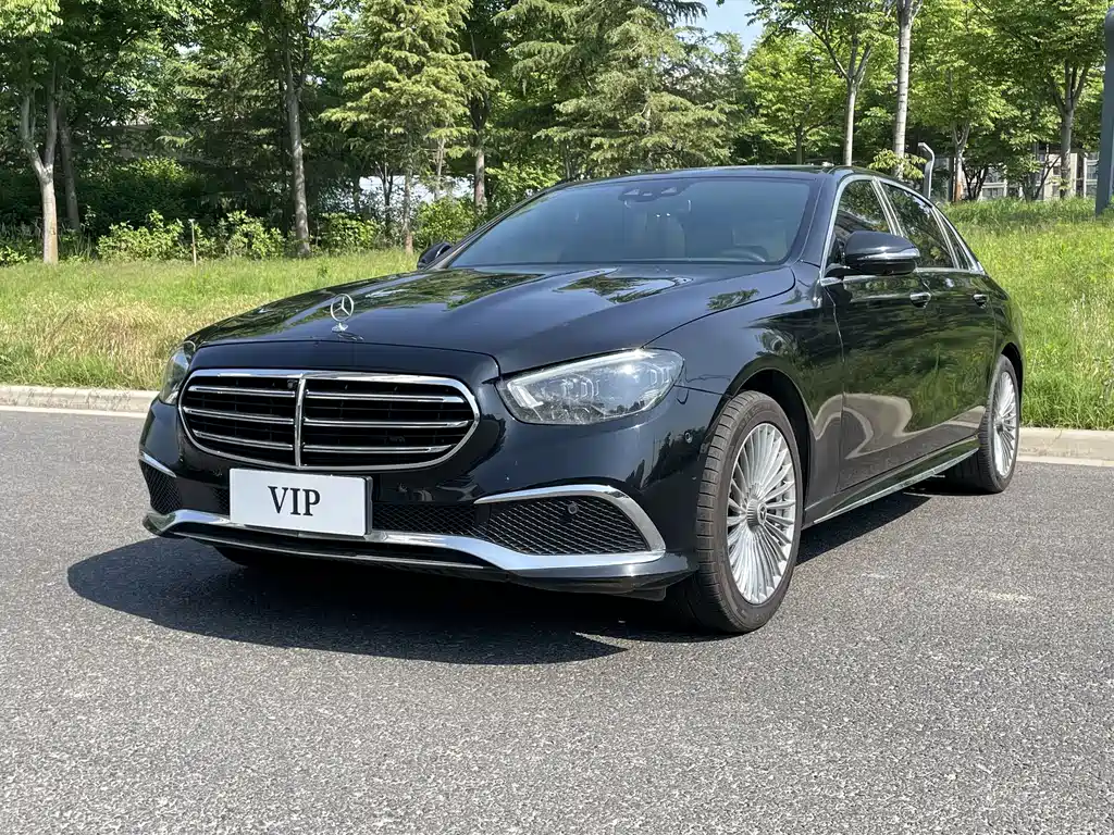 Mercedes-Benz E-Class 2021