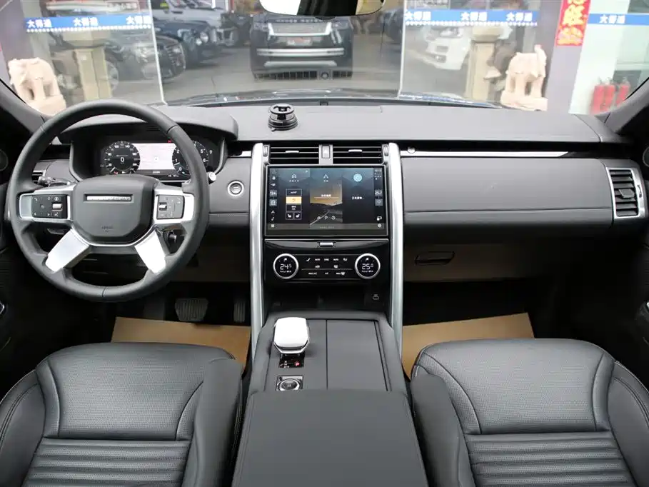 Land Rover Discovery 2025 360PS S