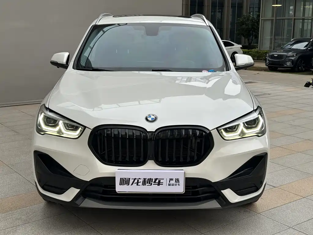BMW X1 2022 sDrive25Li Lead