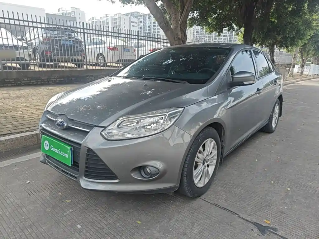 Ford Focus 2012 1.6L MT Comfort