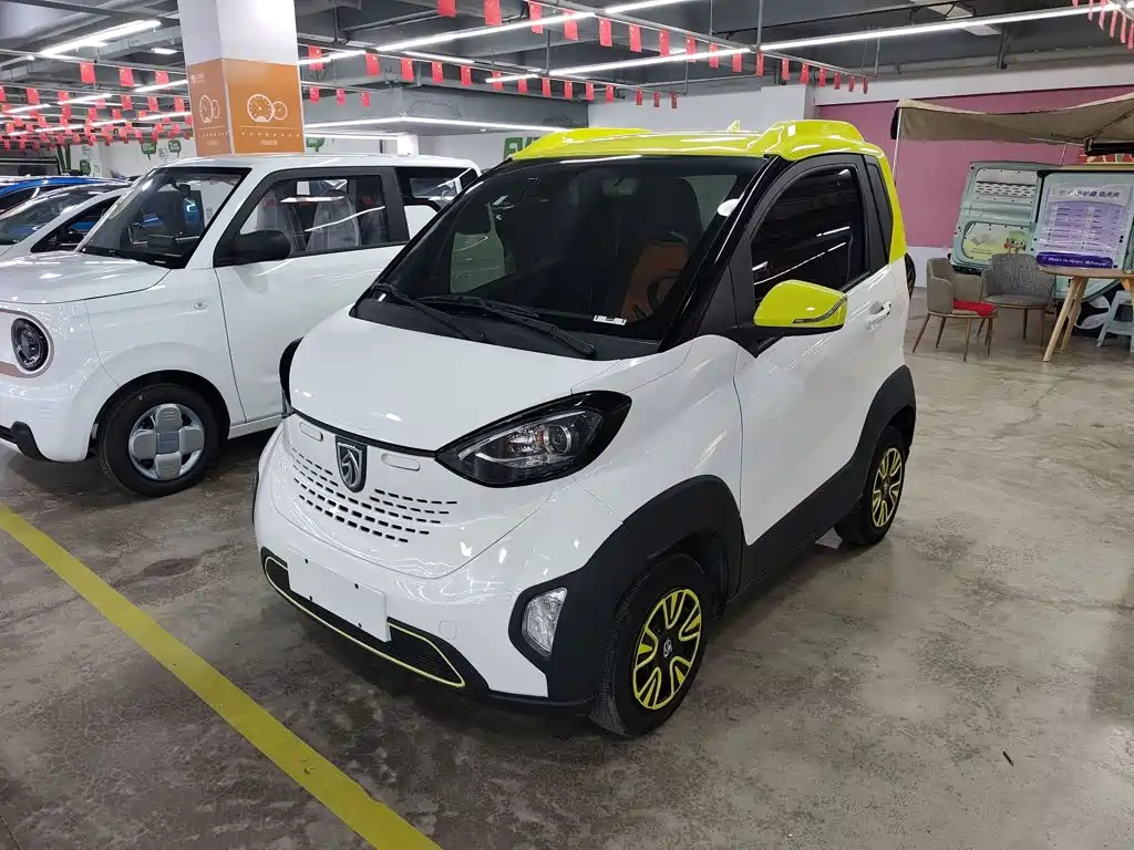 Baojun E100