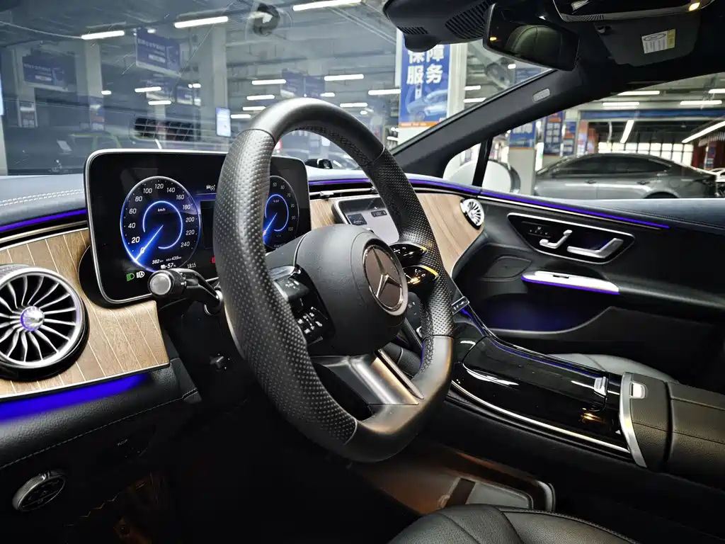 Mercedes-Benz EQE — миниатюра 8