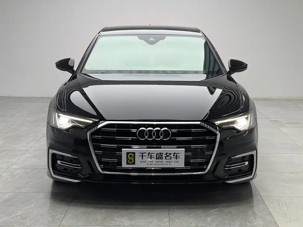 Audi A6L 2023 40 TFSI Luxury