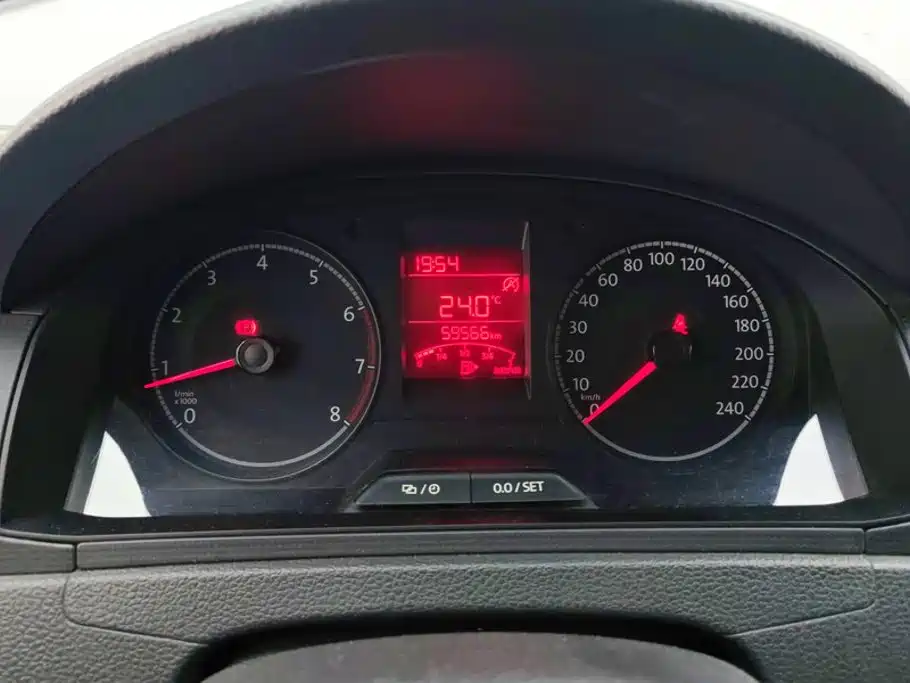 Volkswagen Santana — миниатюра 14