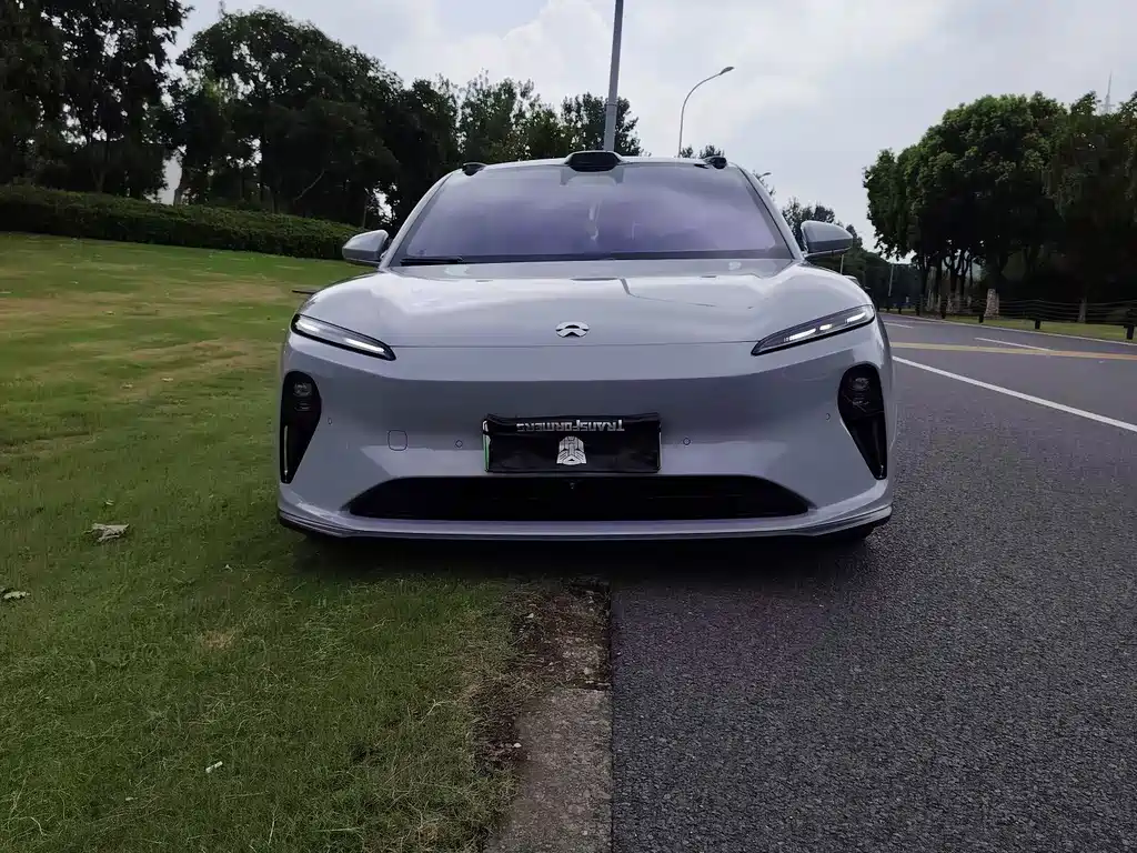 NIO ET5T — миниатюра 3
