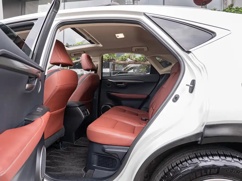 Lexus NX 2015 200t