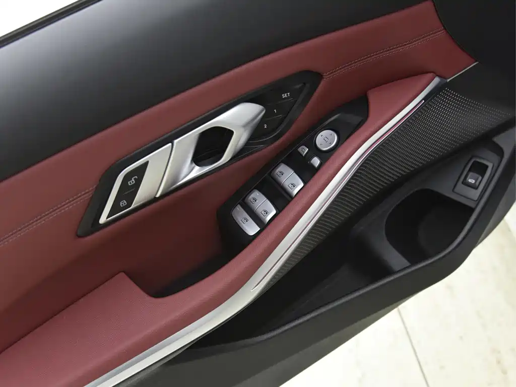 BMW 3 Series — миниатюра 12