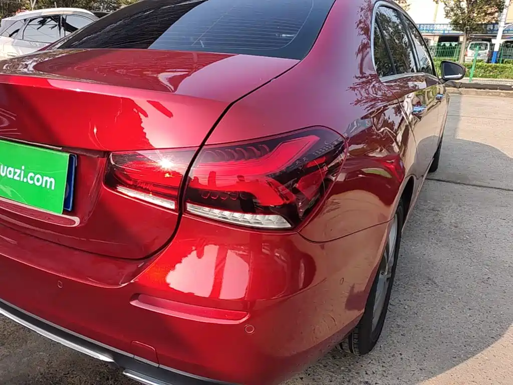 Mercedes-Benz A-Class — миниатюра 8