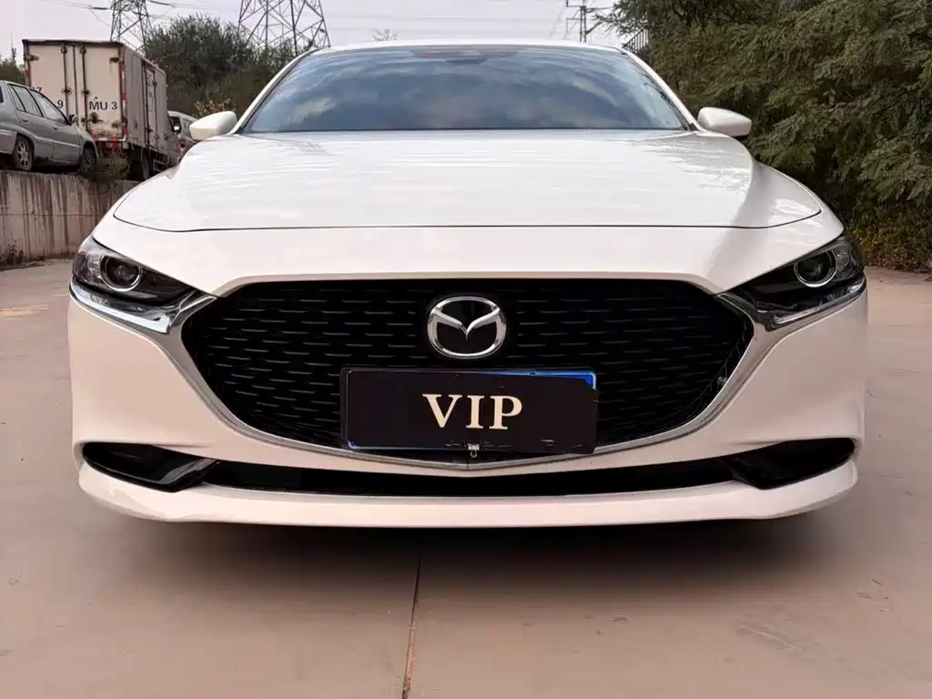 Mazda 3 Axela — миниатюра 2