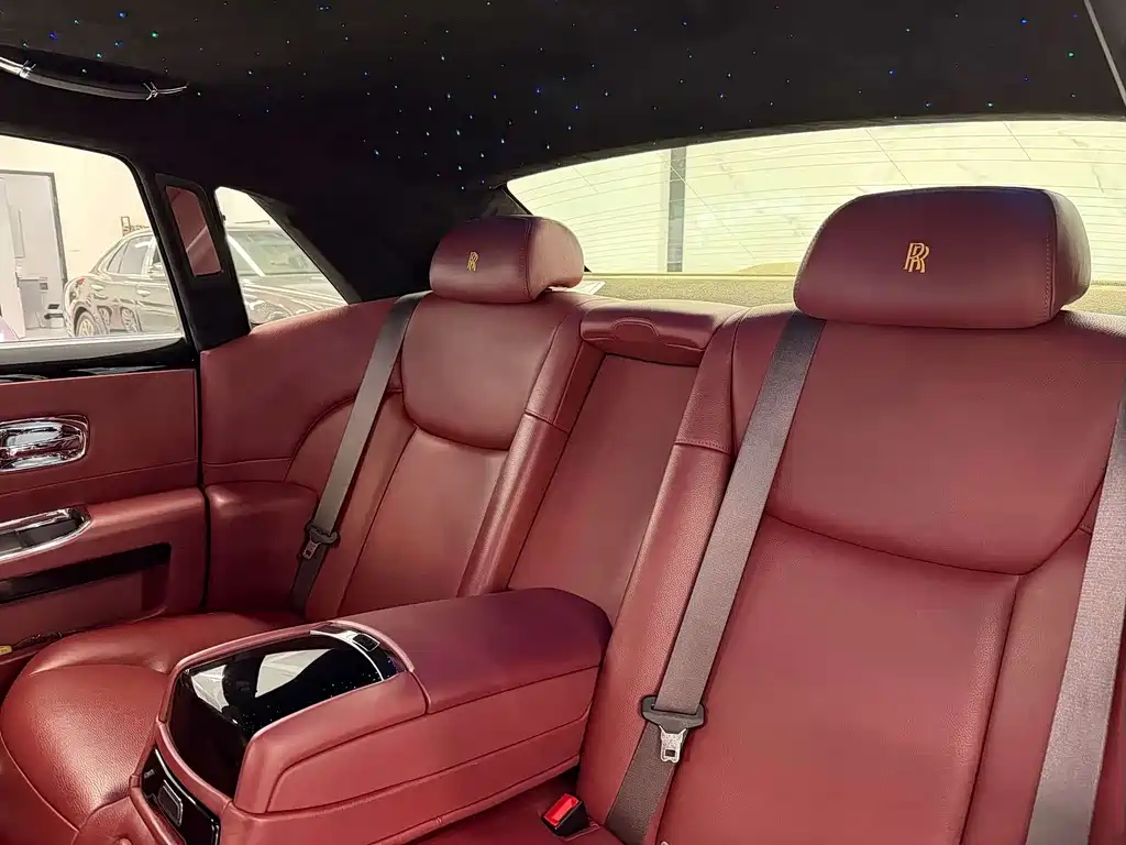 Rolls-Royce Ghost — миниатюра 9
