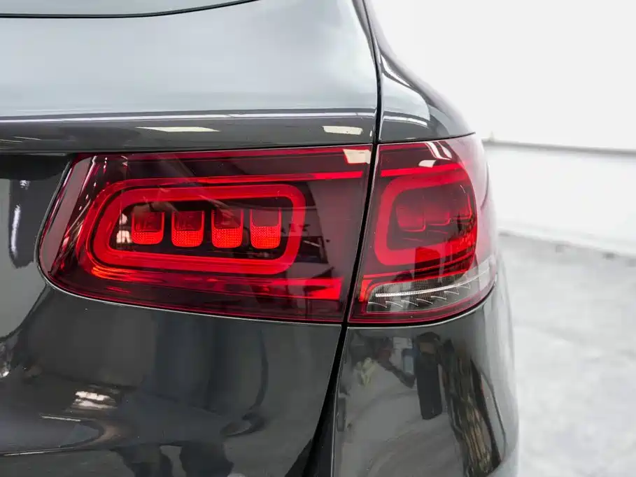 Mercedes-Benz GLC — миниатюра 16