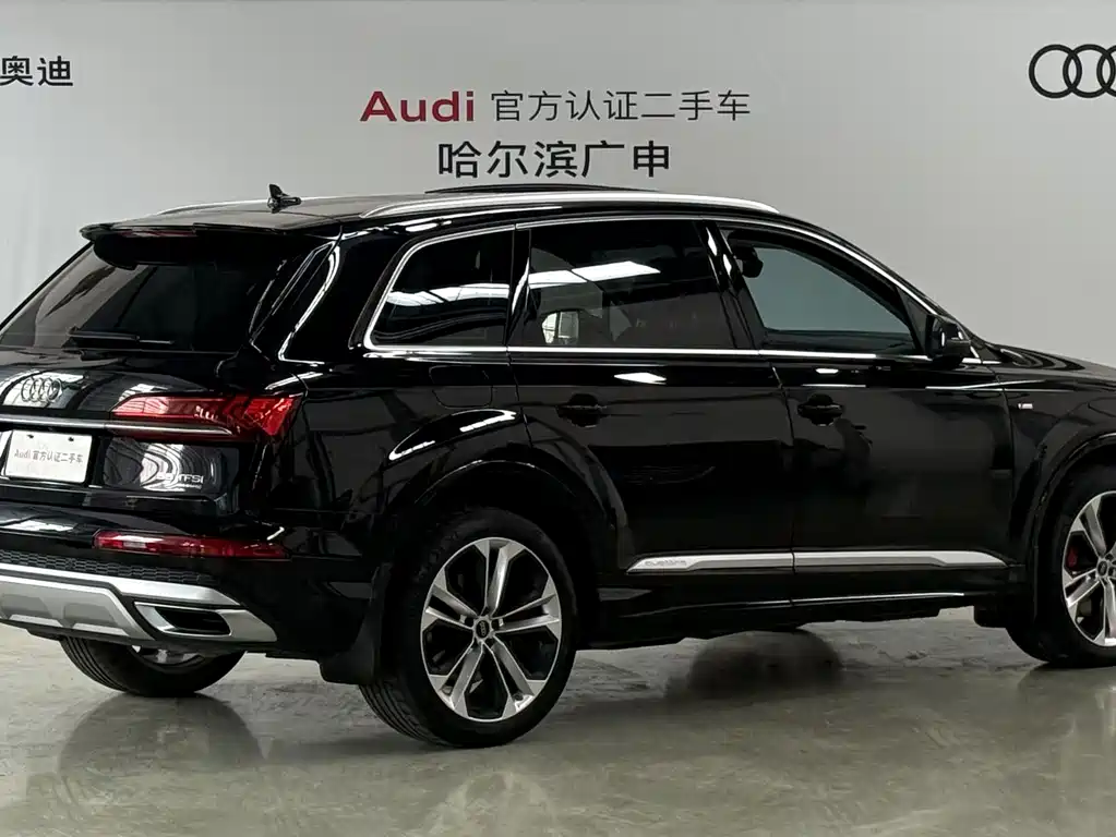 Audi Q7 — миниатюра 4