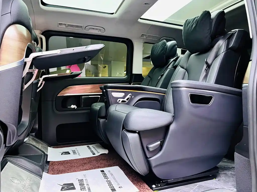 Mercedes-Benz V-Class — миниатюра 15
