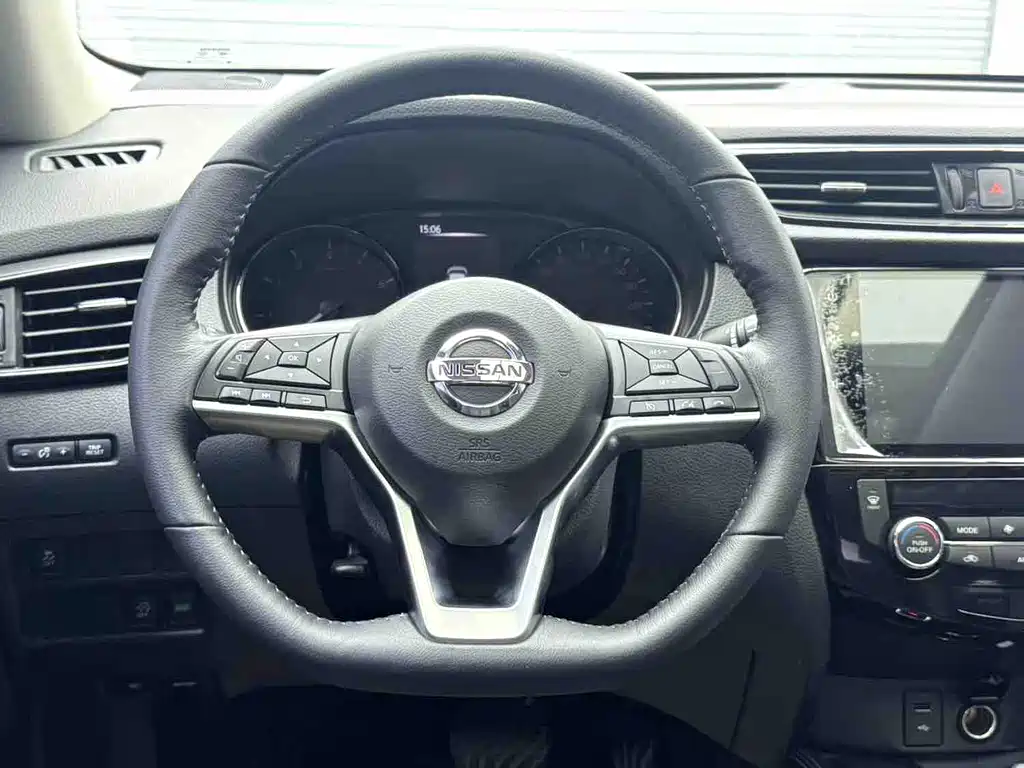 Nissan X-Trail — миниатюра 15