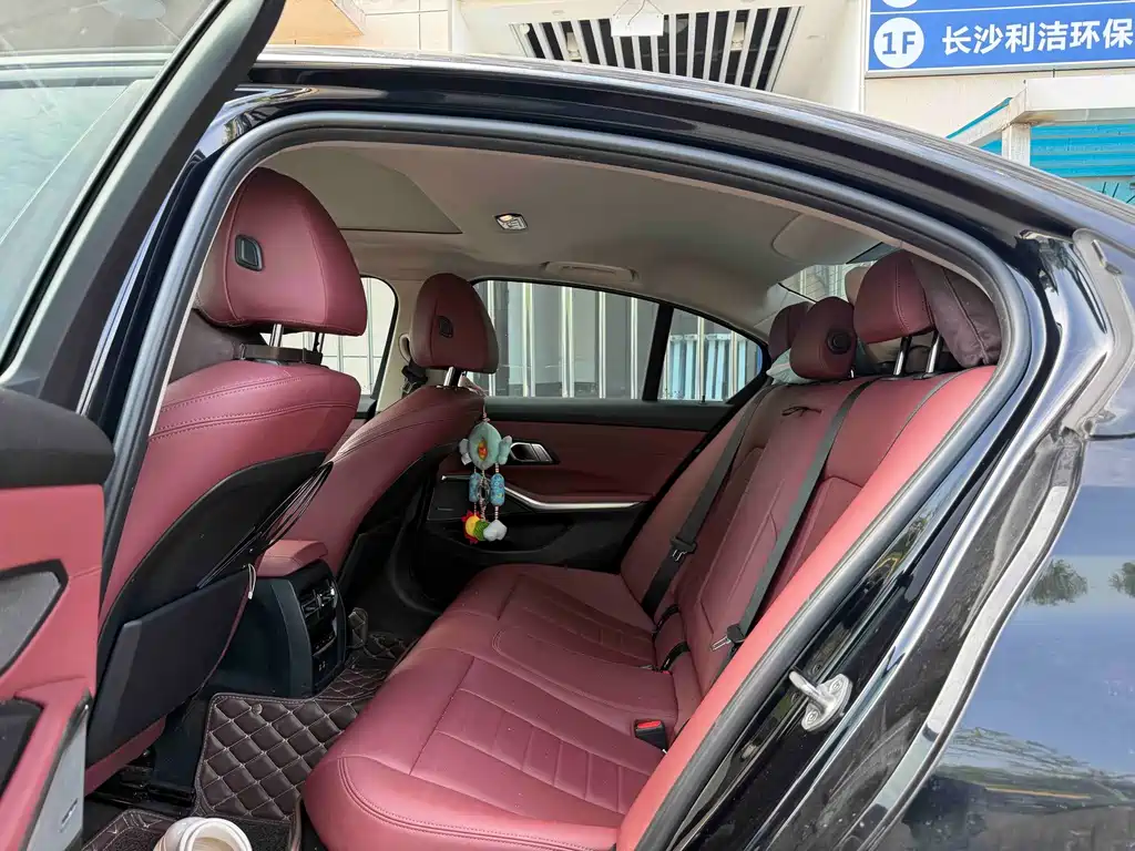 BMW 3 Series — миниатюра 7
